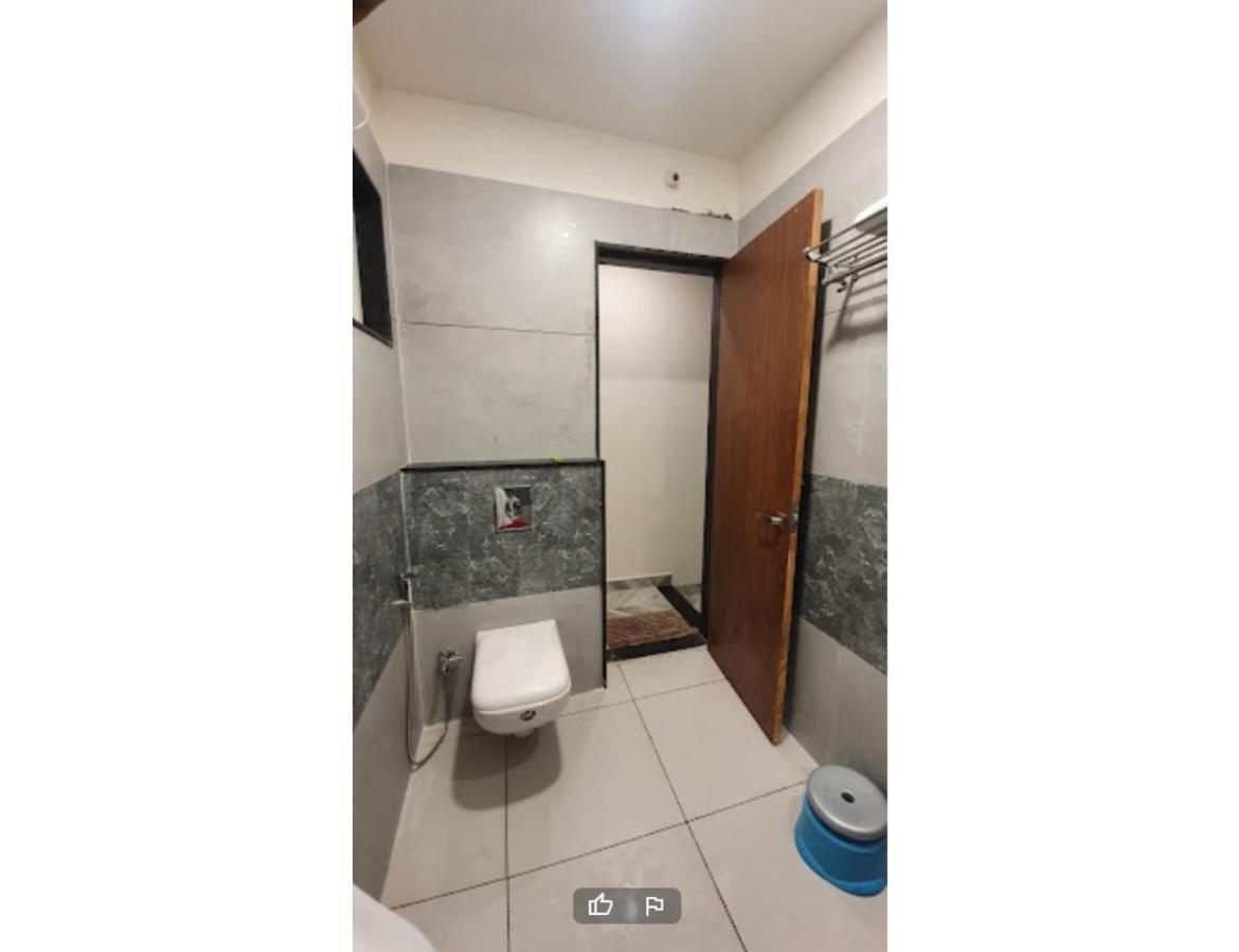 Hotel Govindam, Уджайн Екстериор снимка